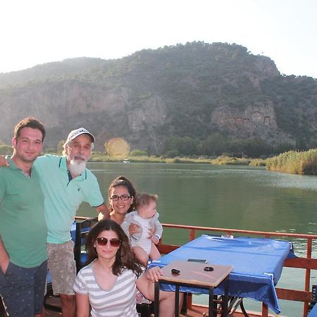 Holiday Hotel דליאן מראה חיצוני תמונה
