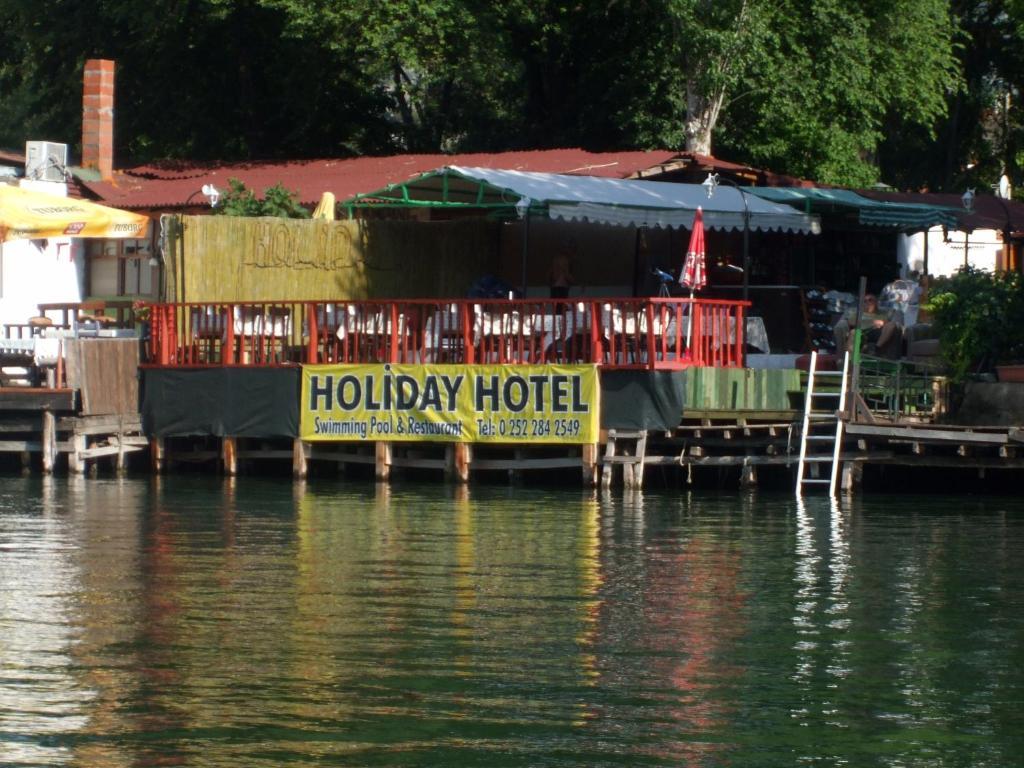 Holiday Hotel דליאן מראה חיצוני תמונה