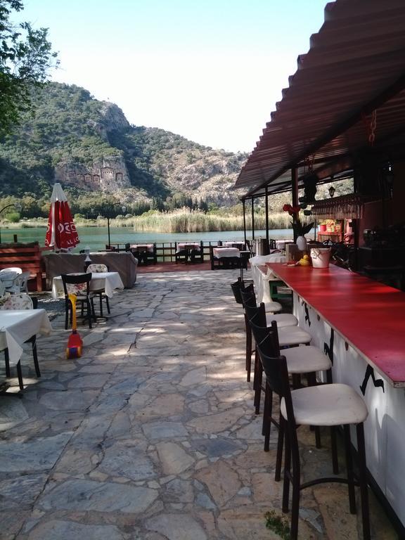 Holiday Hotel דליאן מראה חיצוני תמונה