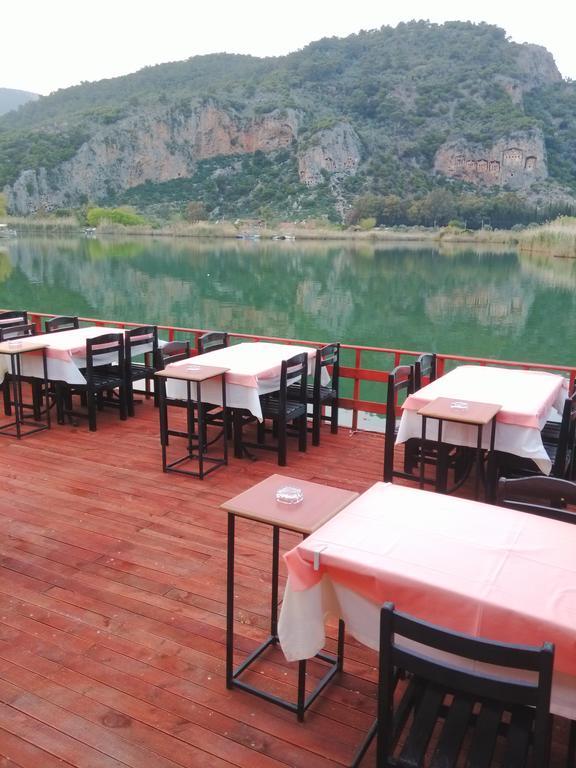 Holiday Hotel דליאן מראה חיצוני תמונה