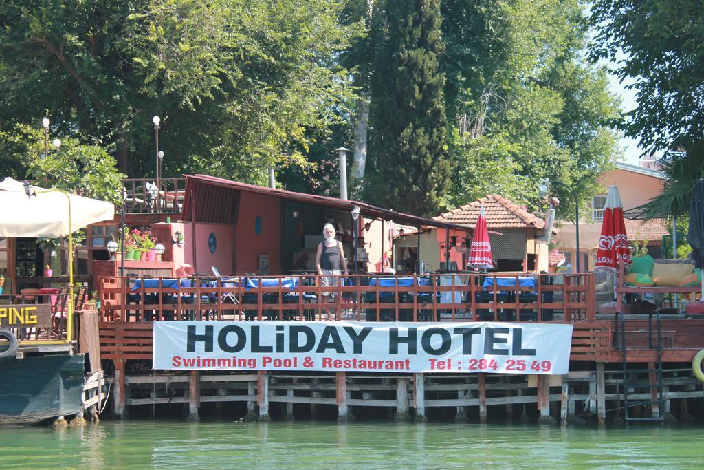 Holiday Hotel דליאן מראה חיצוני תמונה