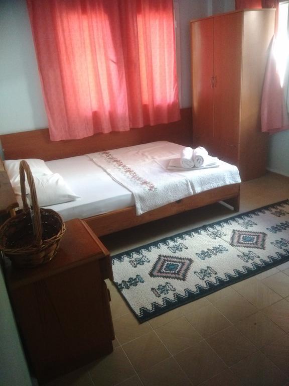 Holiday Hotel דליאן מראה חיצוני תמונה