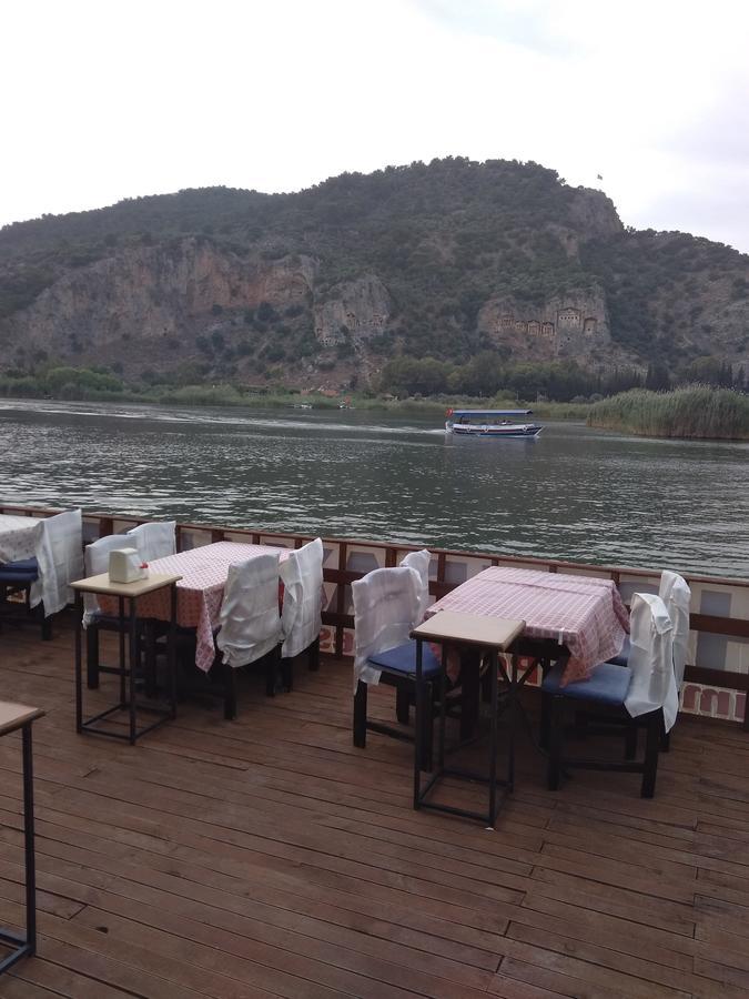 Holiday Hotel דליאן מראה חיצוני תמונה